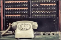 Quale canale è migliore: il call center o la live chat