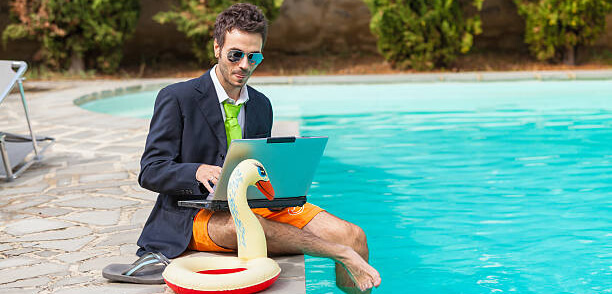 Lavorare d’estate con l' holiday working l' holiday working ti permette di lavorare ovunque desideri - 3CX